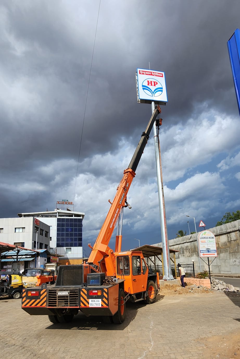 Crane Action 5